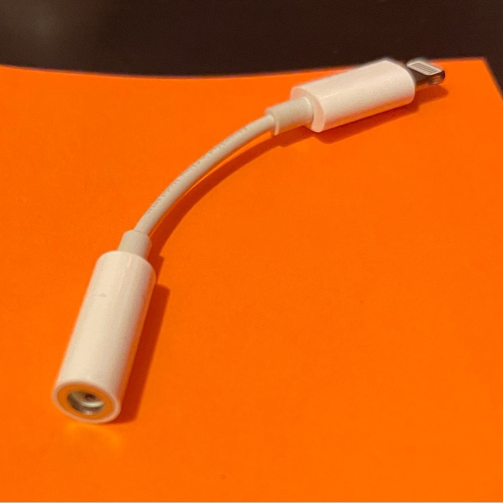 Adaptor for Apple Devices NEW